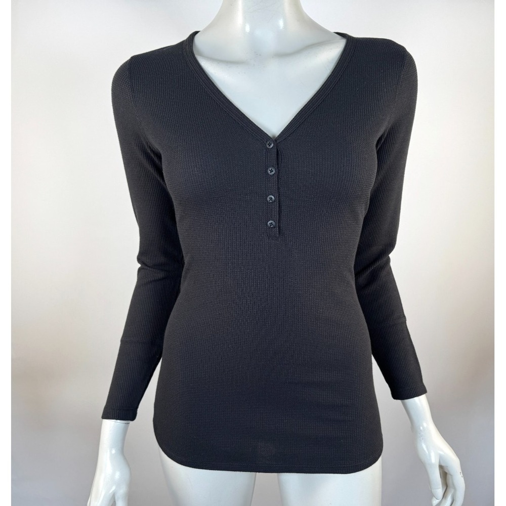Lululemon Close Call Henley Long Sleeve Women S? EUC Long Sleeve V-neck Waffle